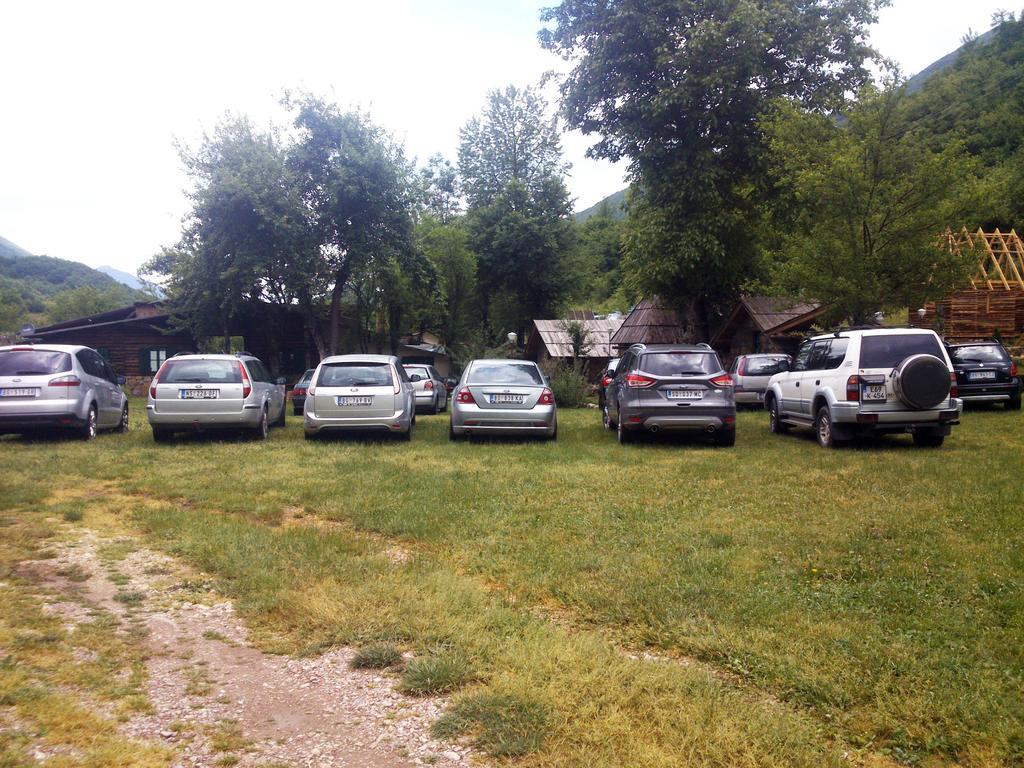 Rafting Camp Tara Center Tri Vodenice Bastasi Екстер'єр фото