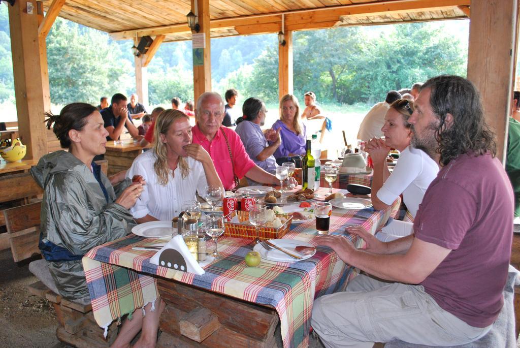 Rafting Camp Tara Center Tri Vodenice Bastasi Номер фото