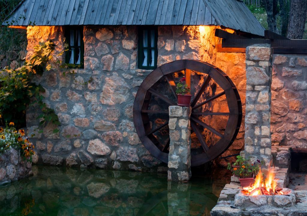 Rafting Camp Tara Center Tri Vodenice Bastasi Екстер'єр фото