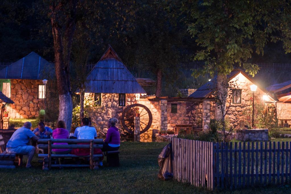 Rafting Camp Tara Center Tri Vodenice Bastasi Номер фото